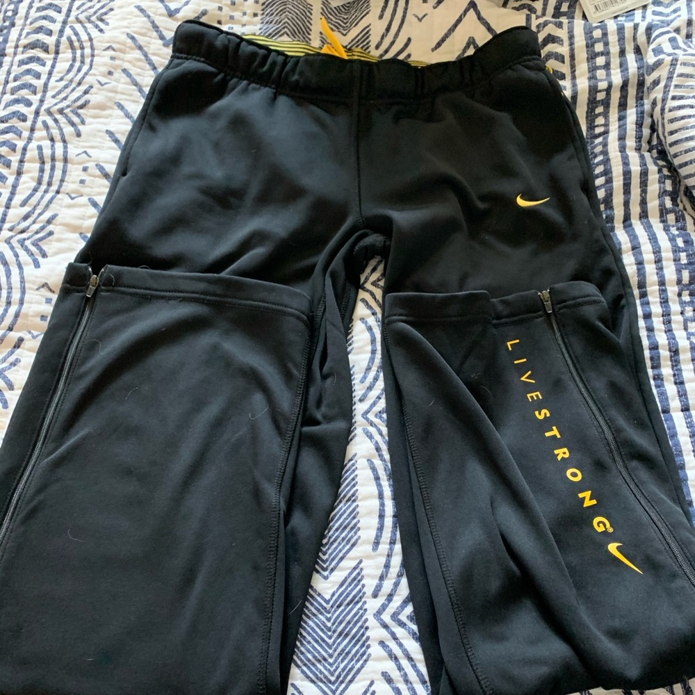 Livestrong Nike Fleece Sweatpants M